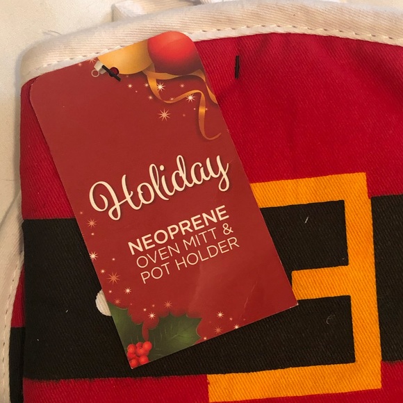 Holiday Santa Suit Mitten and Pot Holder - Picture 2 of 2